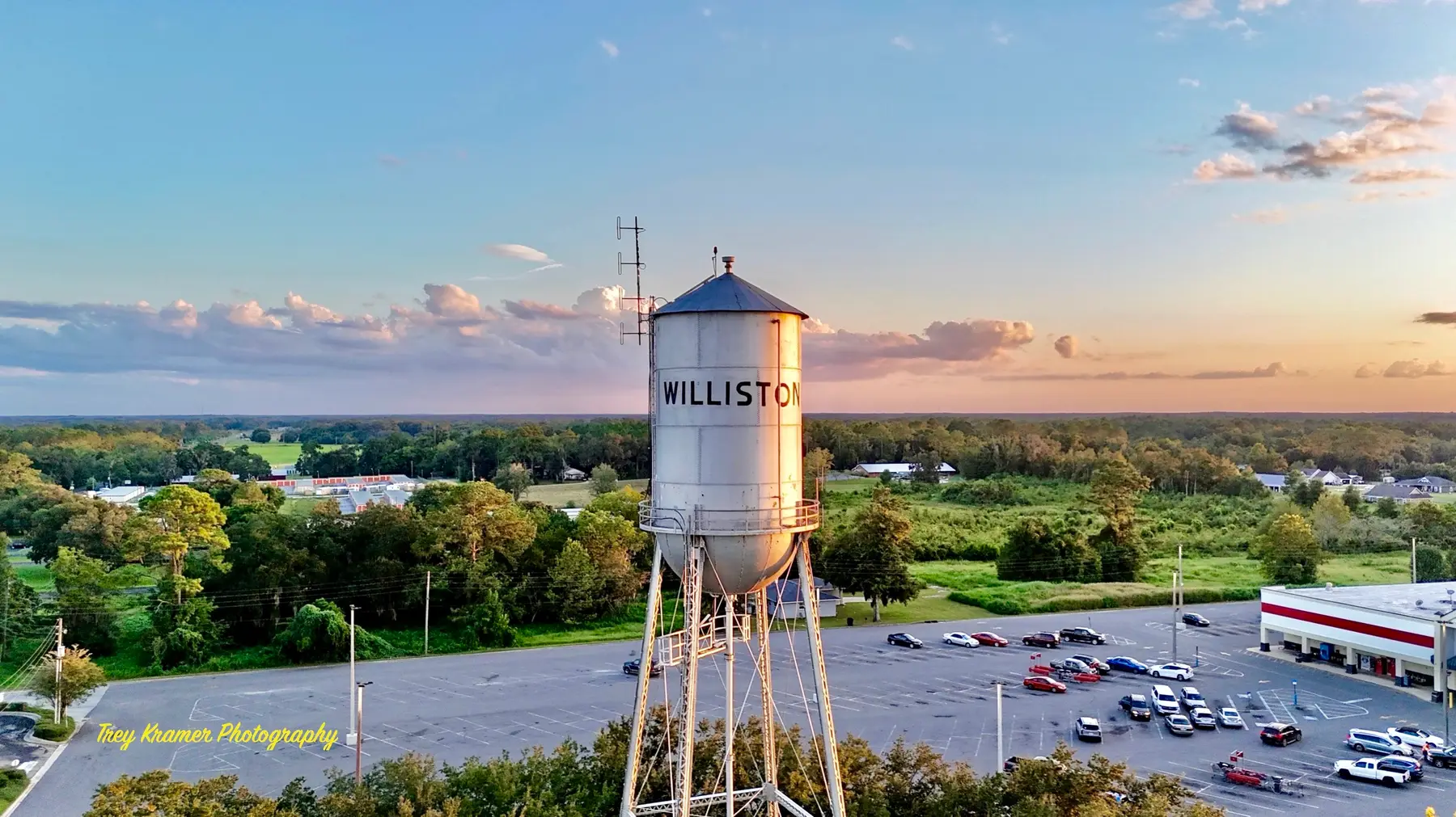 The Williston water tower